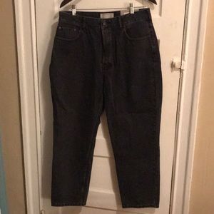 Everlane Black 90’s High Cheeky Straight Jean Size 10-12 NWT